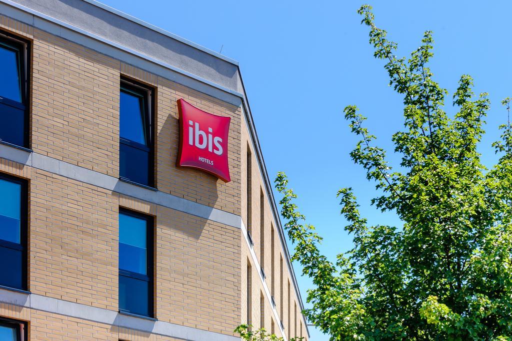 Отель Ibis Констанц Экстерьер фото